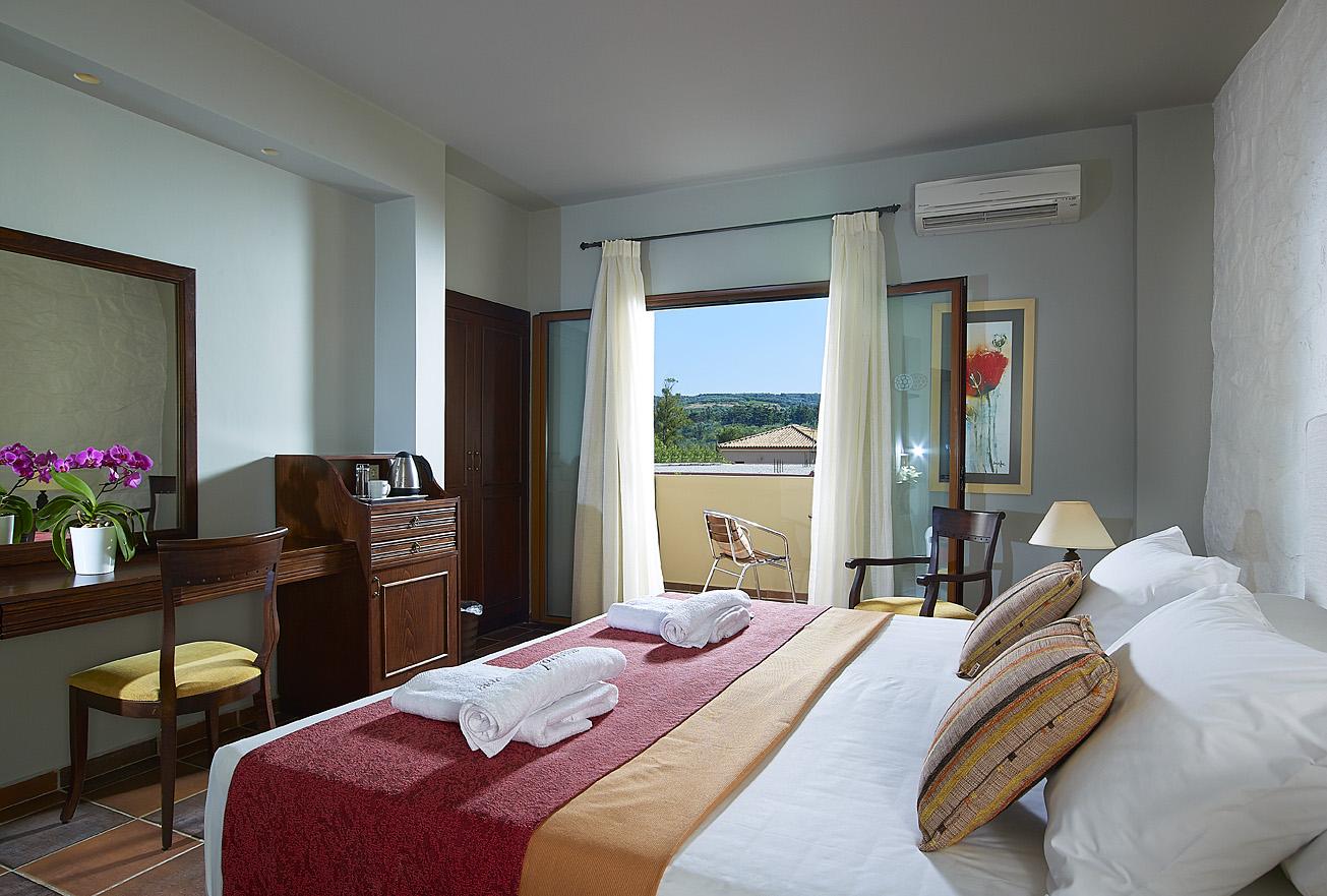 Mistral Hotel - Singles Only Maleme Esterno foto